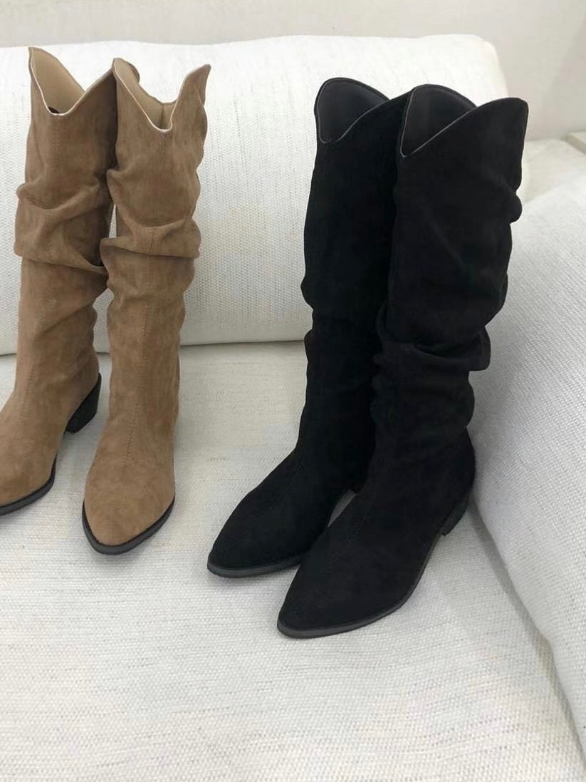 loose fit boots